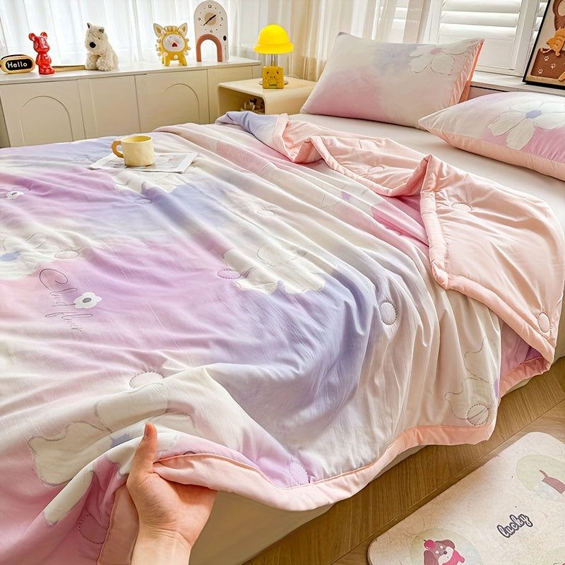 Ultra-Soft Four-season Quilt - Lightweight, Breathable & Light Beige-Friendly with Cartoon Print Design for All Seasons Cartoon Blanket