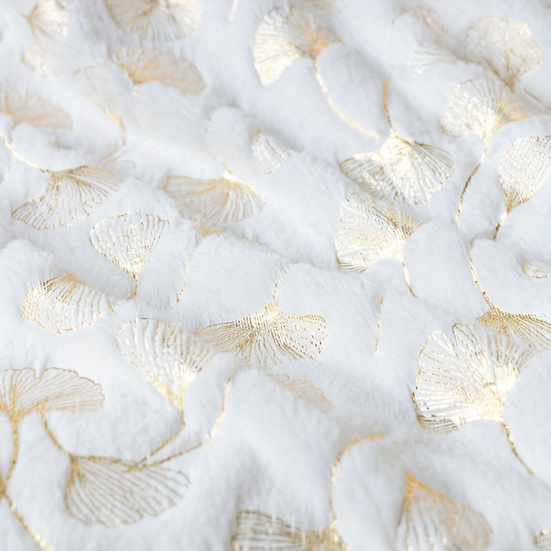 One Piece of Faux Rabbit Fur Ginkgo Leaf Blanket, Soft and Comfortable, Thickened for Warmth